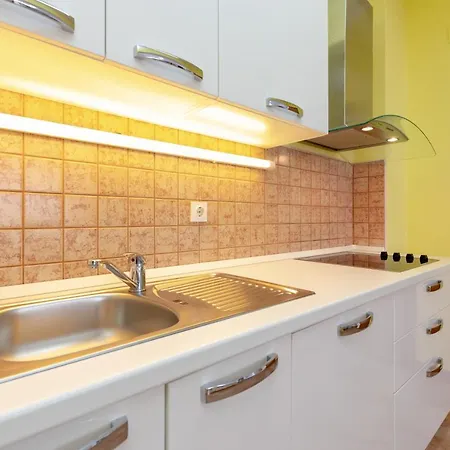 Maja * Rogoznica (Sibenik-Knin)