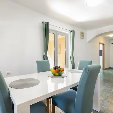 Maja Apartment