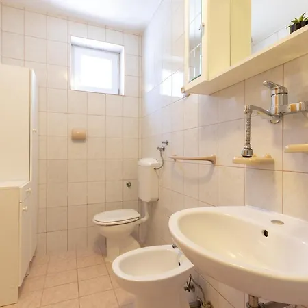 Apartment Maja