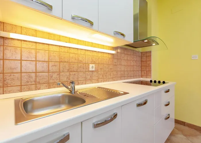 Maja * Rogoznica (Sibenik-Knin)