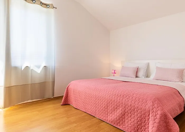 Apartment Maja Rogoznica (Sibenik-Knin)