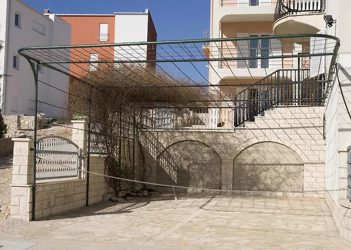 Maja * Rogoznica (Sibenik-Knin)